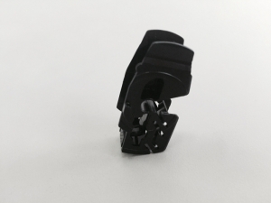 雨刮配件注塑模具廠，五金配件注塑廠，雨刮器生產(chǎn)廠家