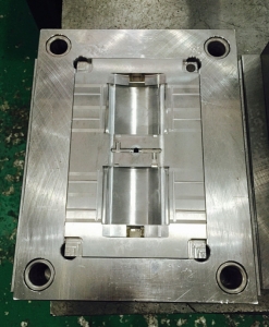 Y300422儀器塑膠制品，深圳塑膠模具廠，注塑模具加工